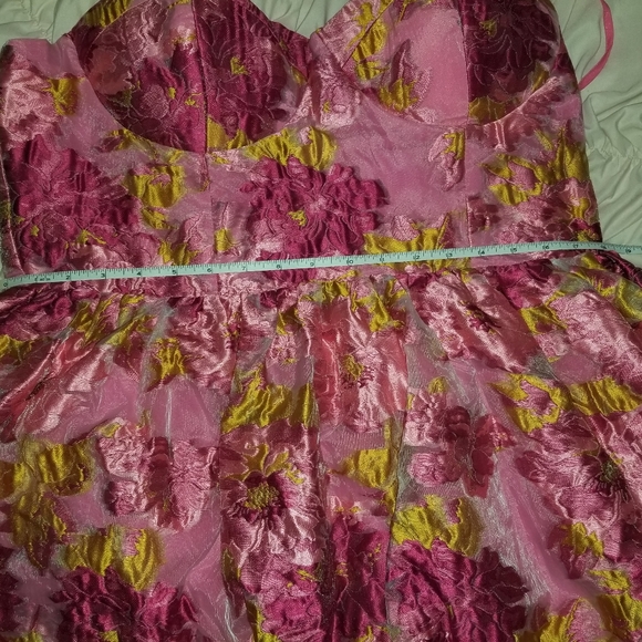 Showpo Brailey Floral Bustier Dress New With Tags - Picture 9 of 9